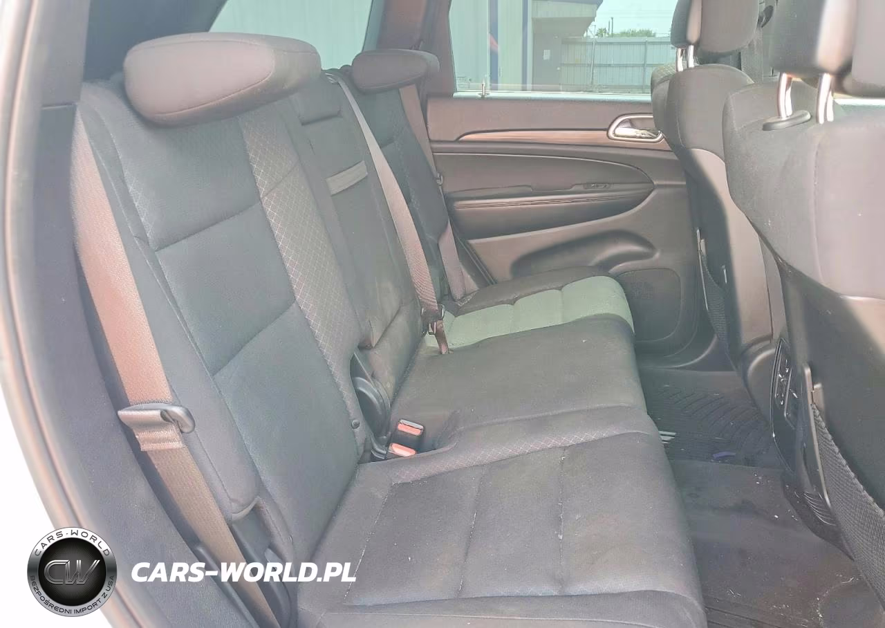2019 Jeep Grand Cherokee Laredo VIN:1C4RJEAG0KC580543 - 11