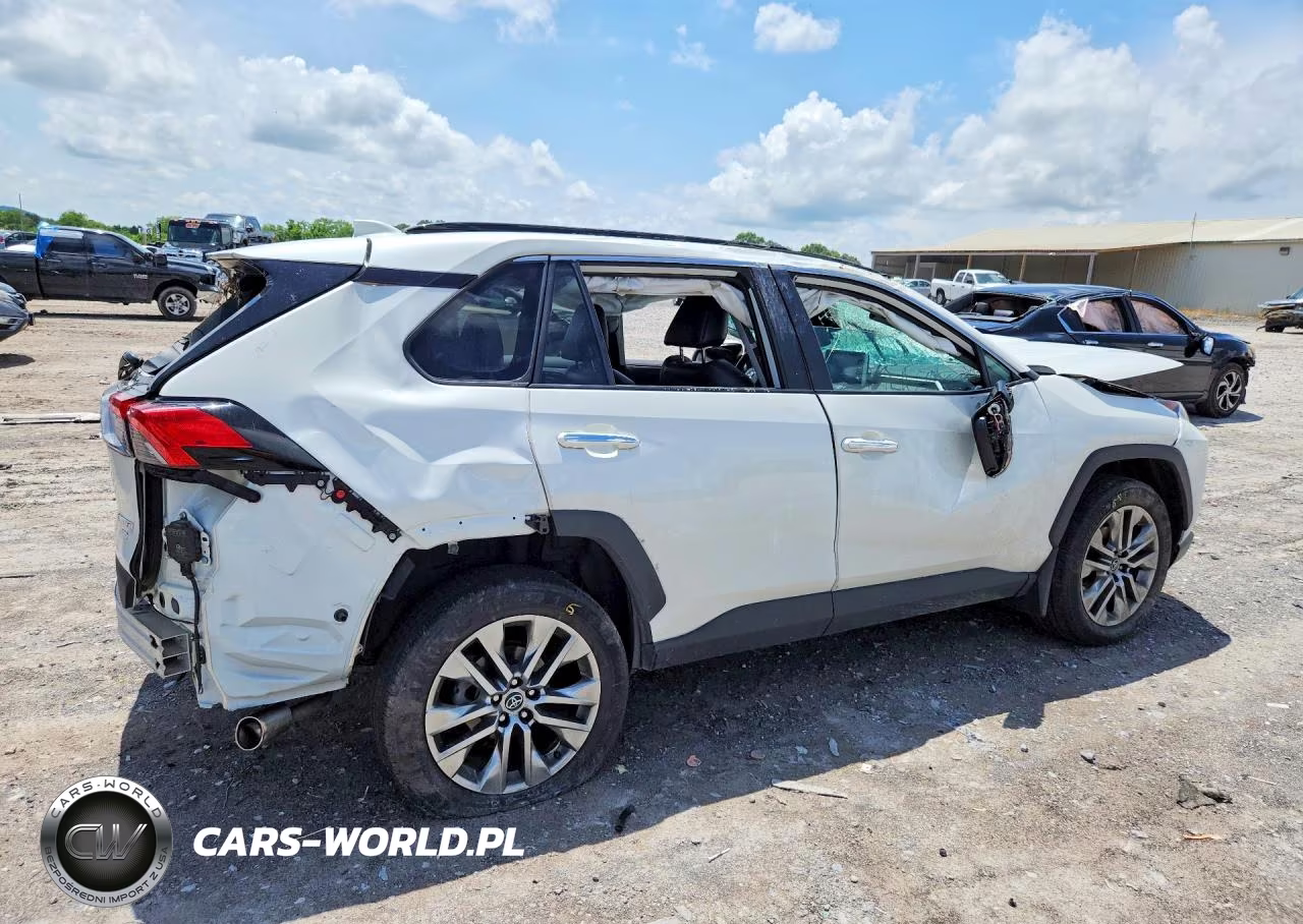 2020 Toyota Rav4 Limited VIN:2T3N1RFV3LW100006 - 3