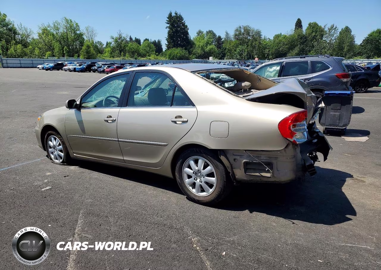 2002 Toyota Camry Xle VIN:JTDBE32K520098794 - 2