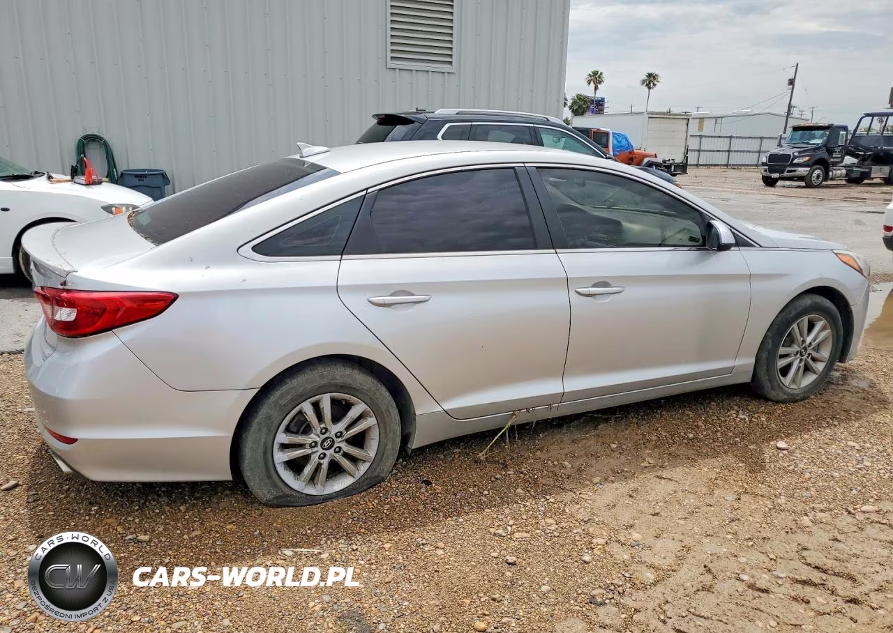2015 Hyundai Sonata Se VIN:5NPE24AFXFH053147 - 3