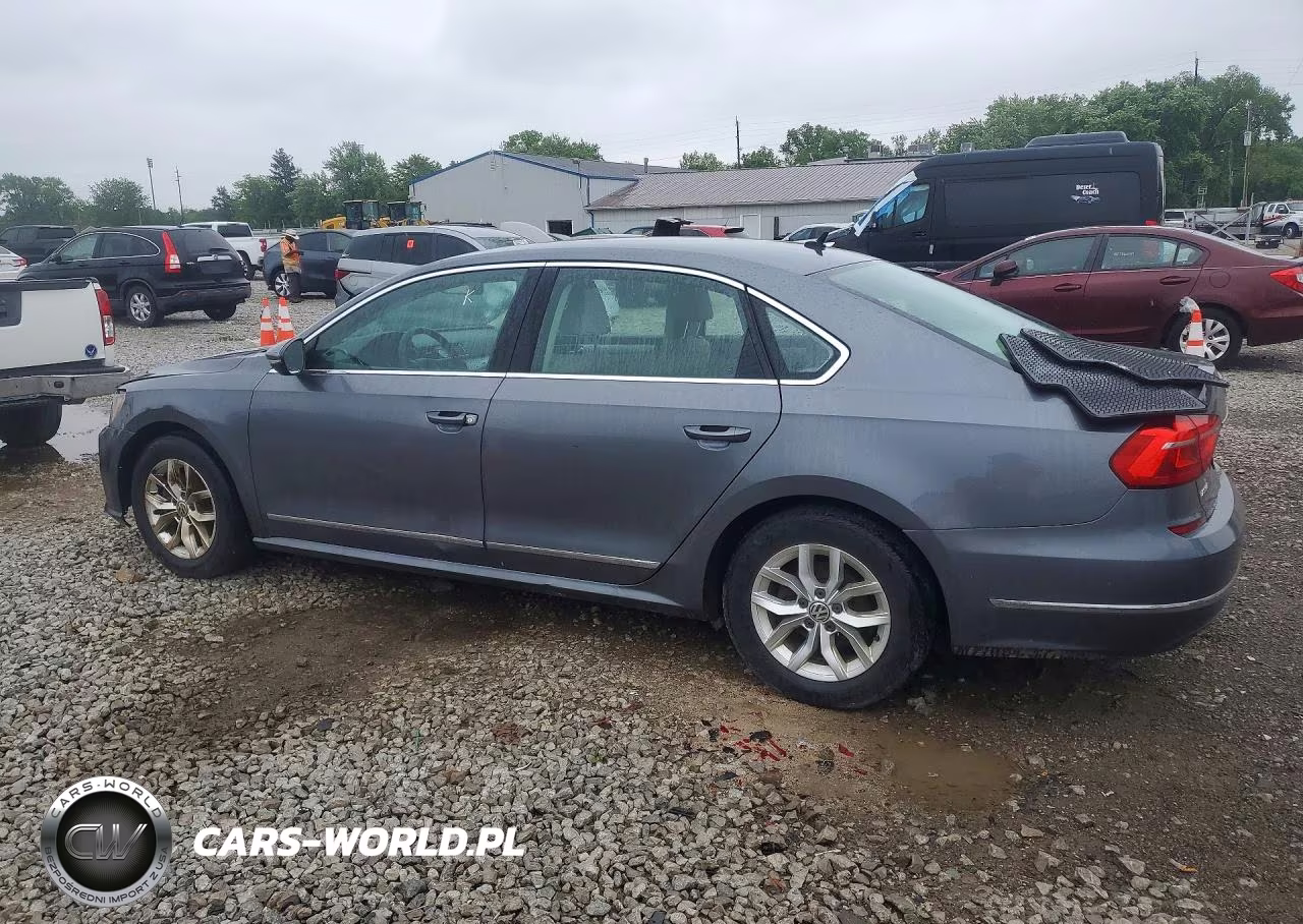 2016 Volkswagen Passat S VIN:1VWAT7A3XGC019352 - 2