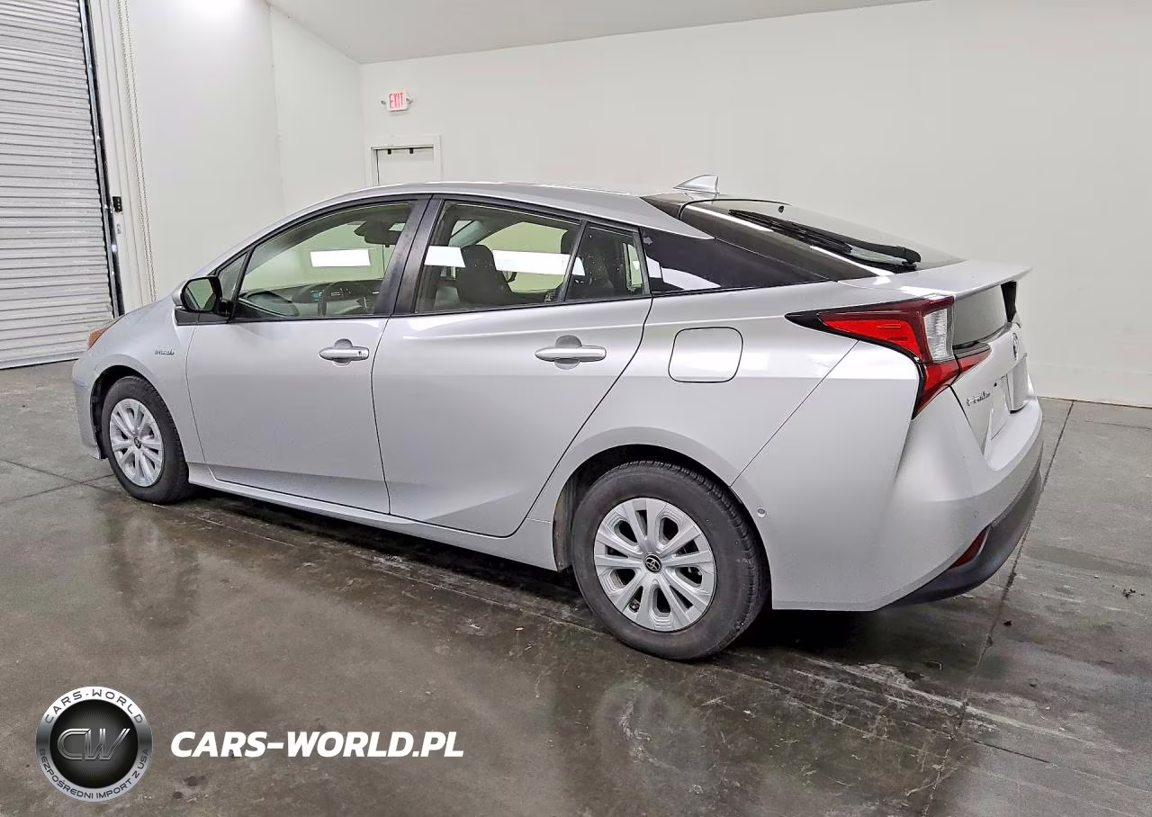 2019 Toyota Prius Le VIN:JTDKARFU3K3086863 - 2