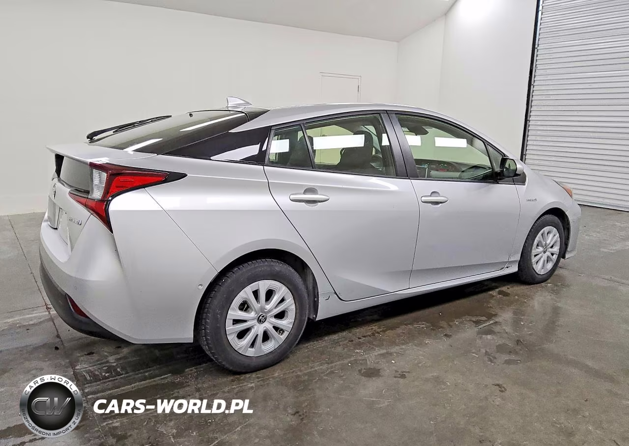 2019 Toyota Prius Le VIN:JTDKARFU3K3086863 - 3