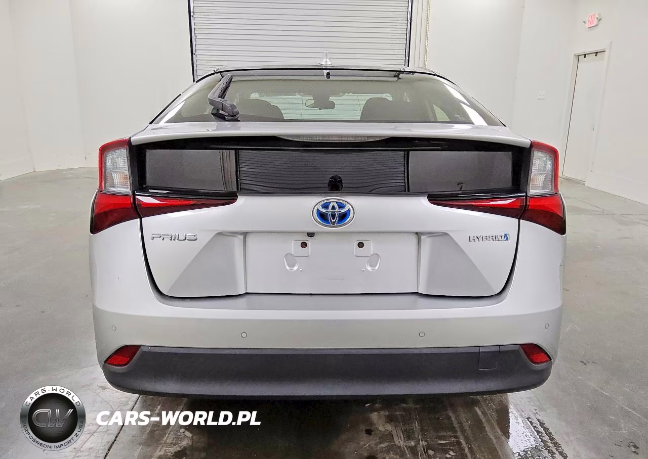 2019 Toyota Prius Le VIN:JTDKARFU3K3086863 - 6