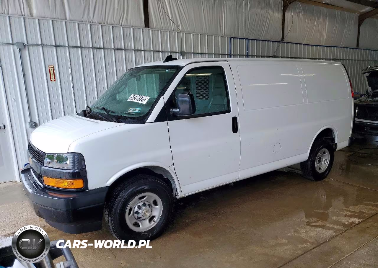 2024 Chevrolet Express 2500 Cargo Delivery Van – zdjęcie 1 z 13