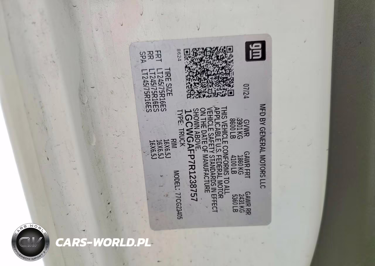 2024 Chevrolet Express 2500 Cargo Delivery Van VIN:1GCWGAFP7R1238757 - 13