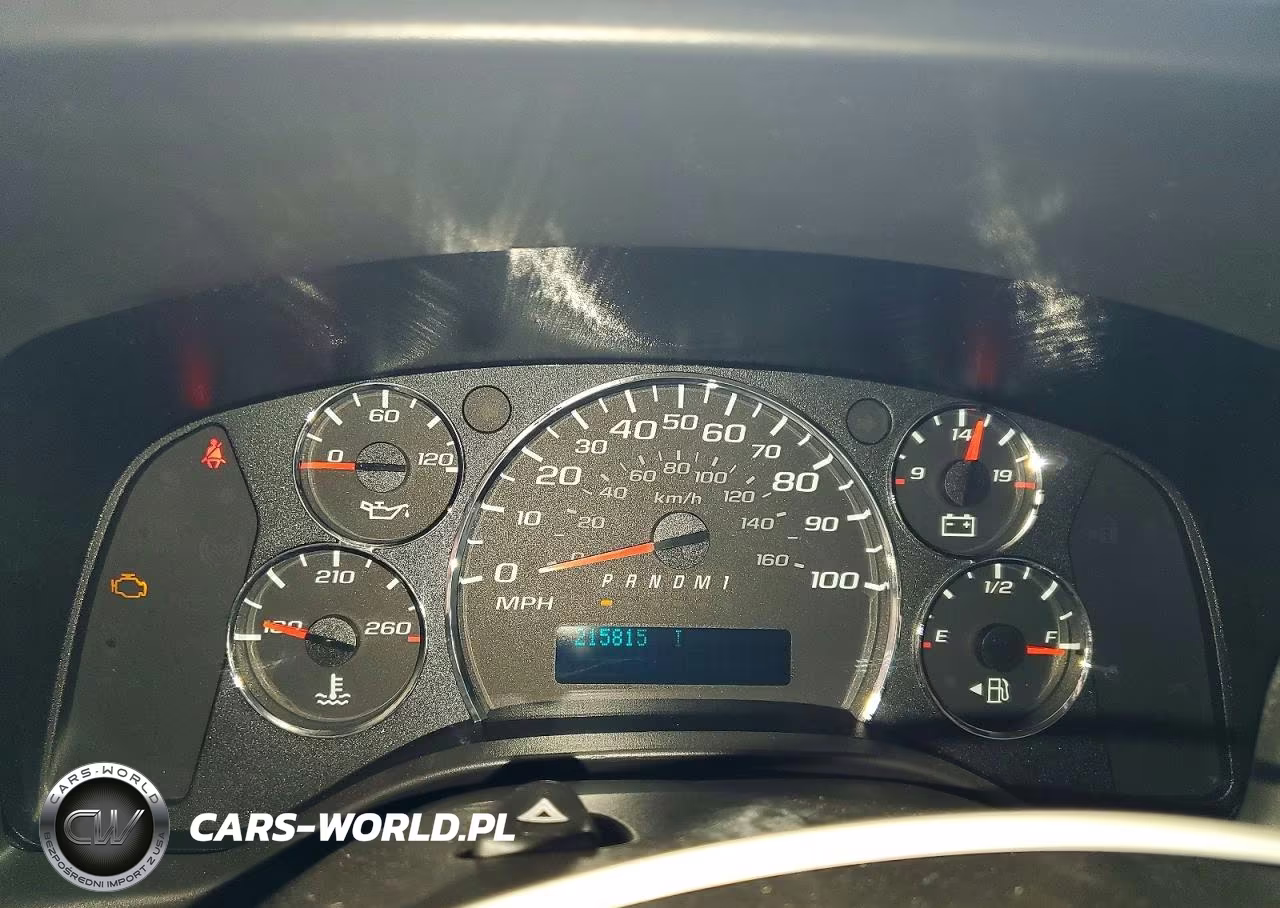 2024 Chevrolet Express 2500 Cargo Delivery Van VIN:1GCWGAFP7R1238757 - 9