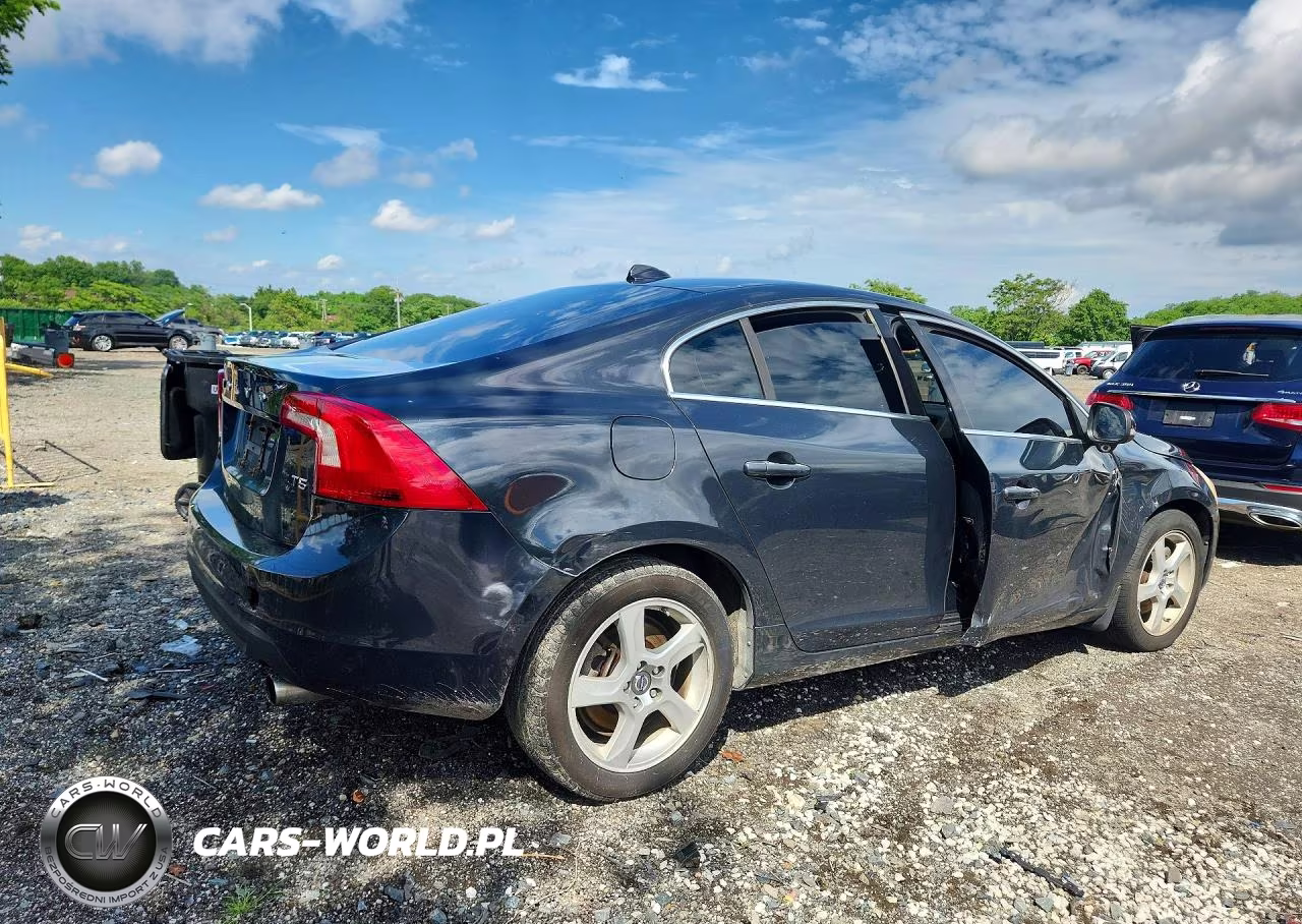2012 Volvo S60 T5 VIN:YV1622FS8C2125002 - 3
