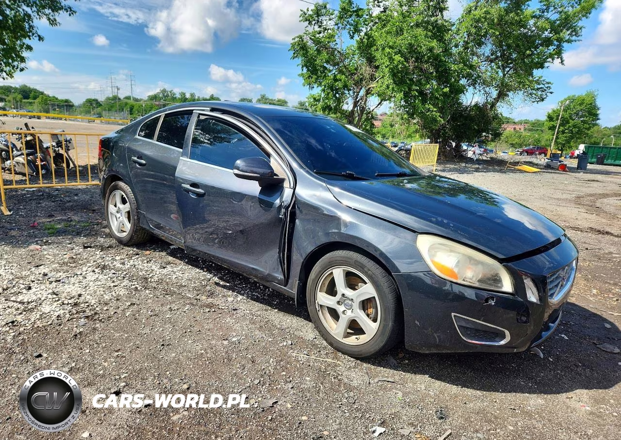2012 Volvo S60 T5 VIN:YV1622FS8C2125002 - 4
