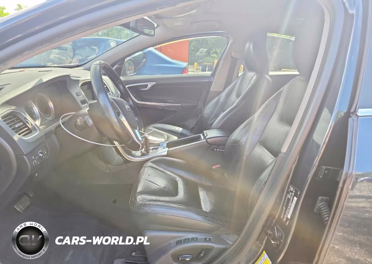 2012 Volvo S60 T5 VIN:YV1622FS8C2125002 - 7