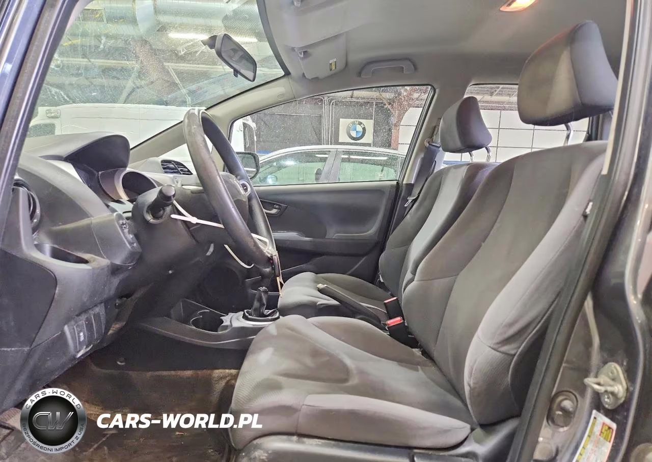 2013 Honda Fit VIN:JHMGE8G36DC042335 - 7