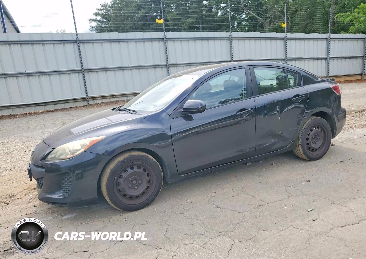2013 Mazda 3 I