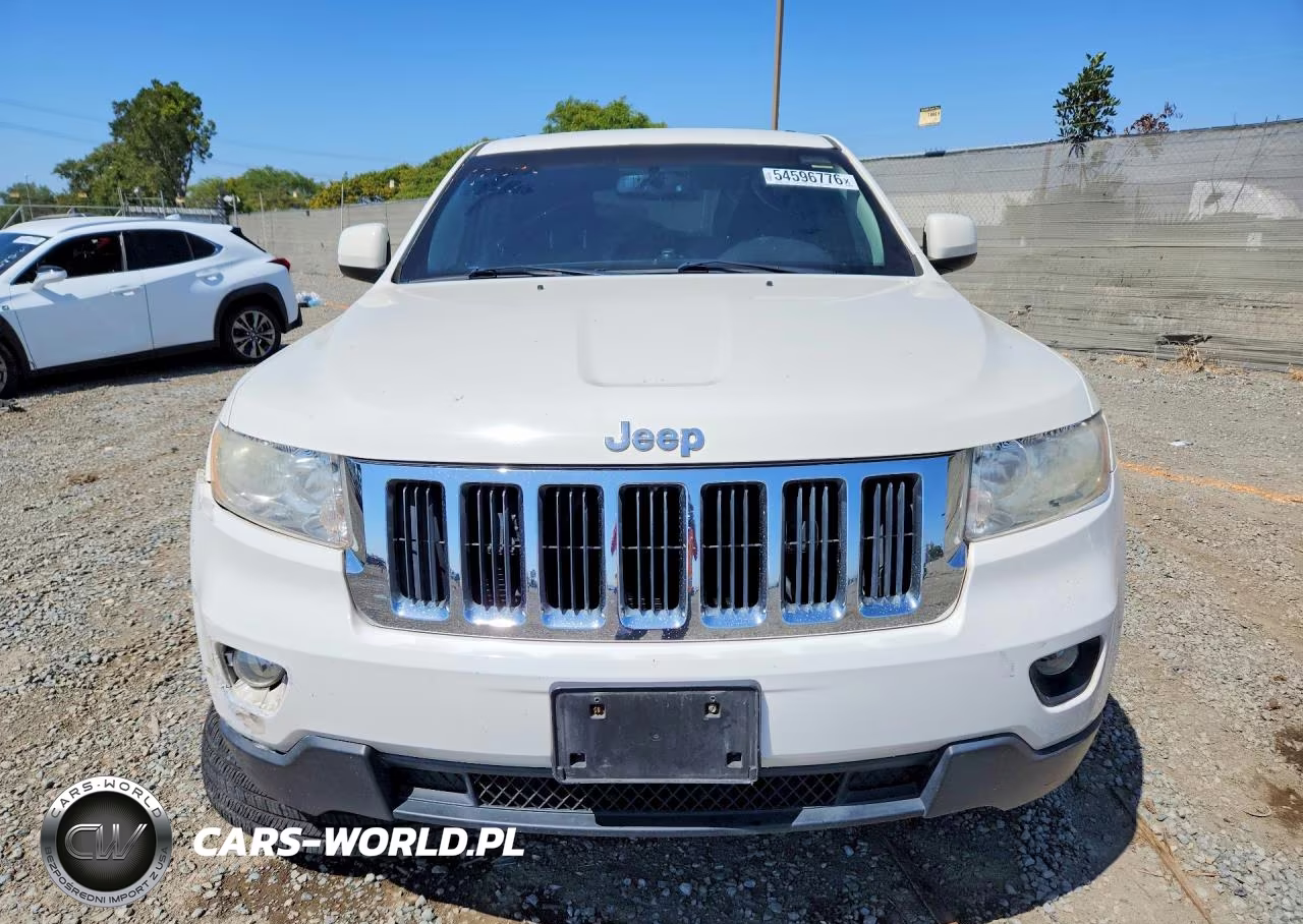2012 Jeep Grand Cherokee Laredo VIN:1C4RJEAG0CC259216 - 5