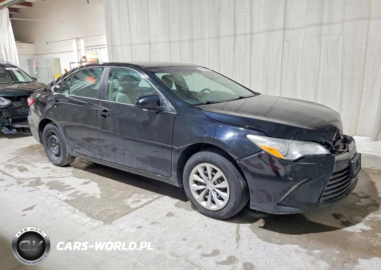 2015 Toyota Camry Le VIN:4T4BF1FK4FR452624 - 4