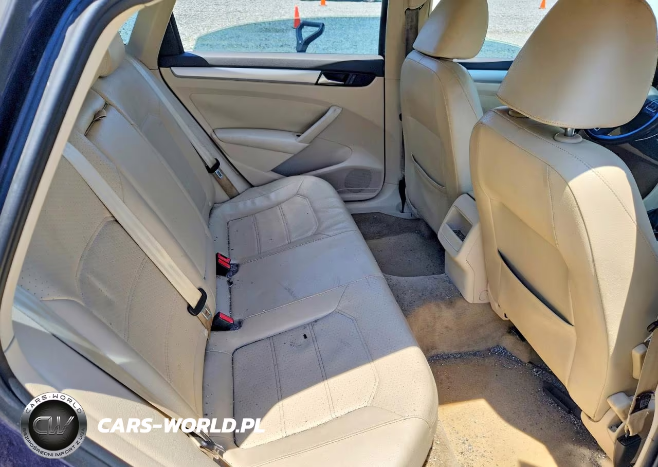 2012 Volkswagen Passat Se VIN:1VWBH7A3XCC027094 - 10
