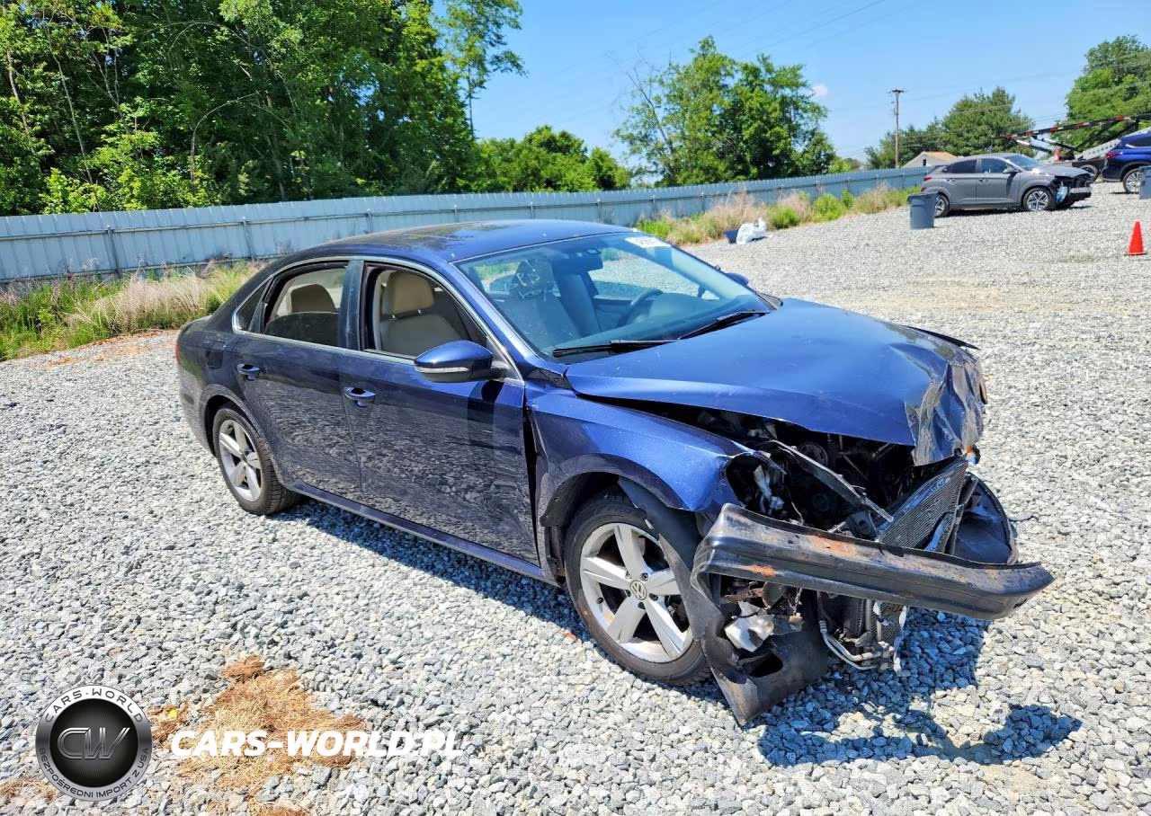 2012 Volkswagen Passat Se VIN:1VWBH7A3XCC027094 - 4