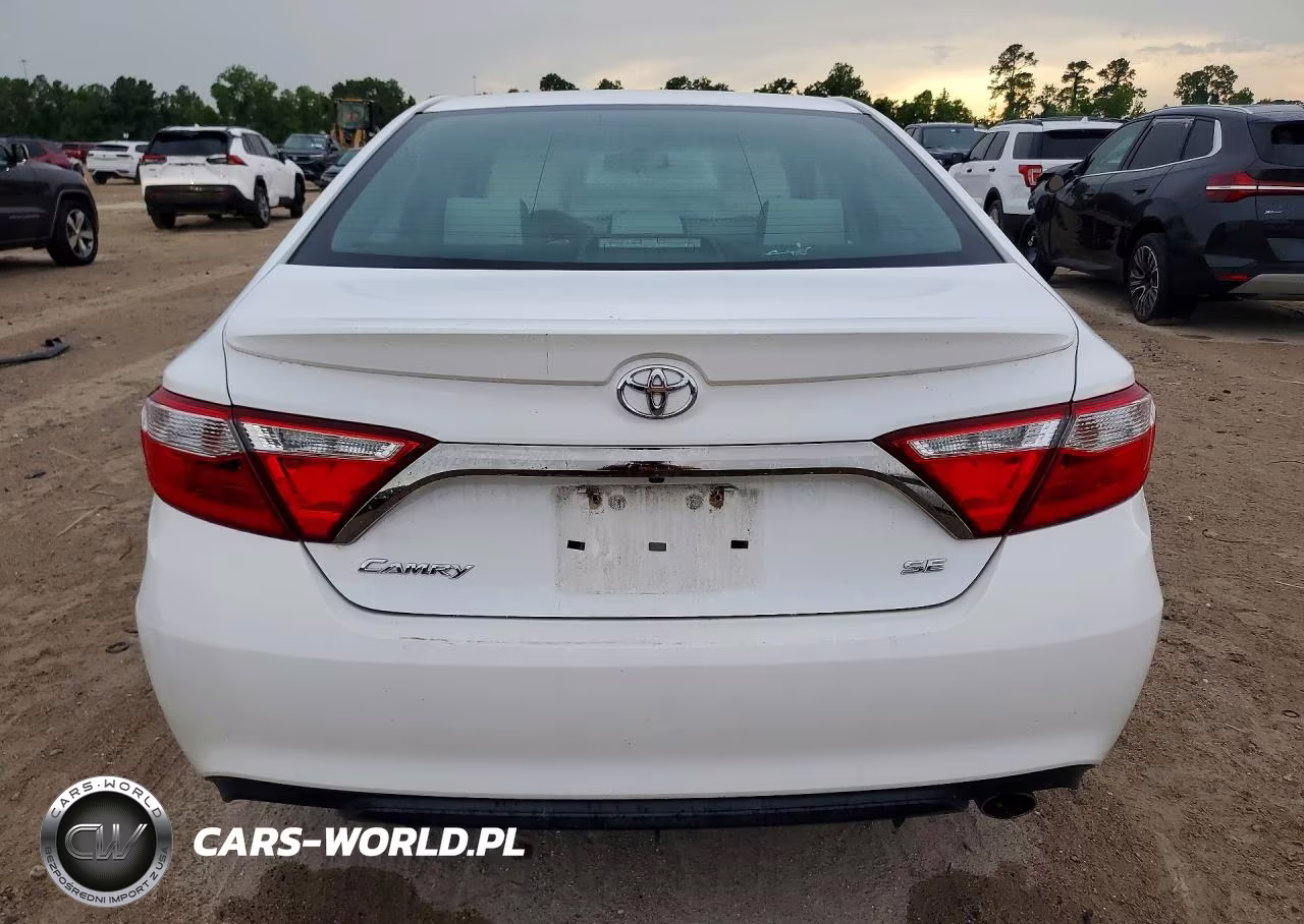 2017 Toyota Camry Se VIN:4T1BF1FK6HU677897 - 6