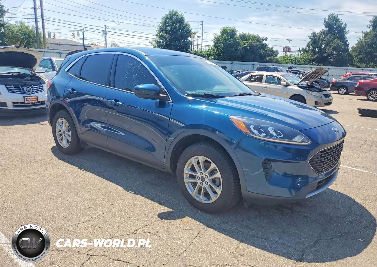 2020 Ford Escape Se VIN:1FMCU9G69LUC41855 - 4