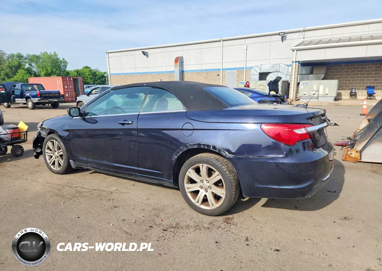 2011 Chrysler 200 Touring VIN:1C3BC2EG6BN576798 - 2
