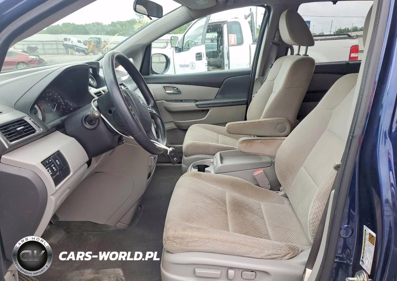 2017 Honda Odyssey Se VIN:5FNRL5H30HB024094 - 7