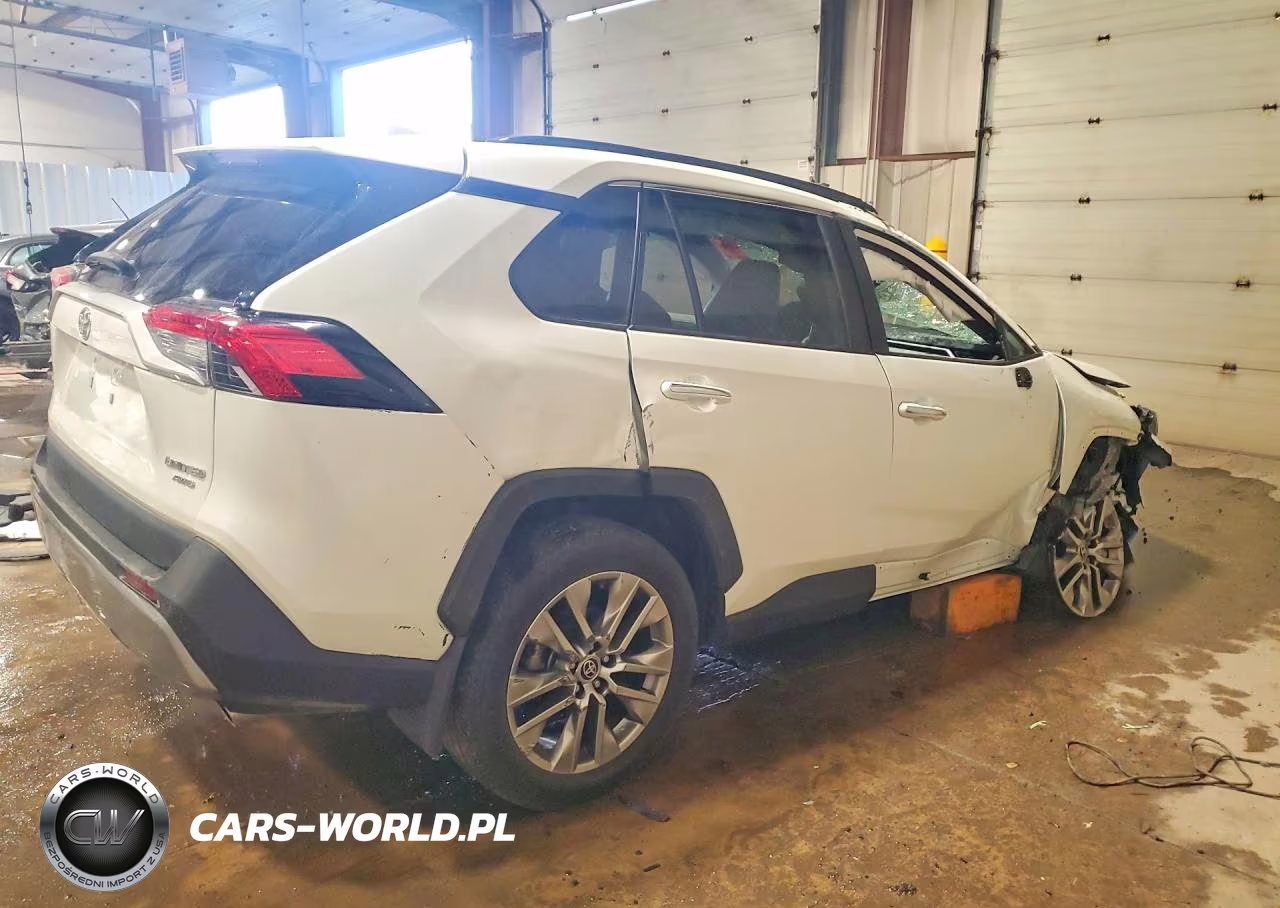 2022 Toyota Rav4 Limited VIN:2T3N1RFV2NW323074 - 3