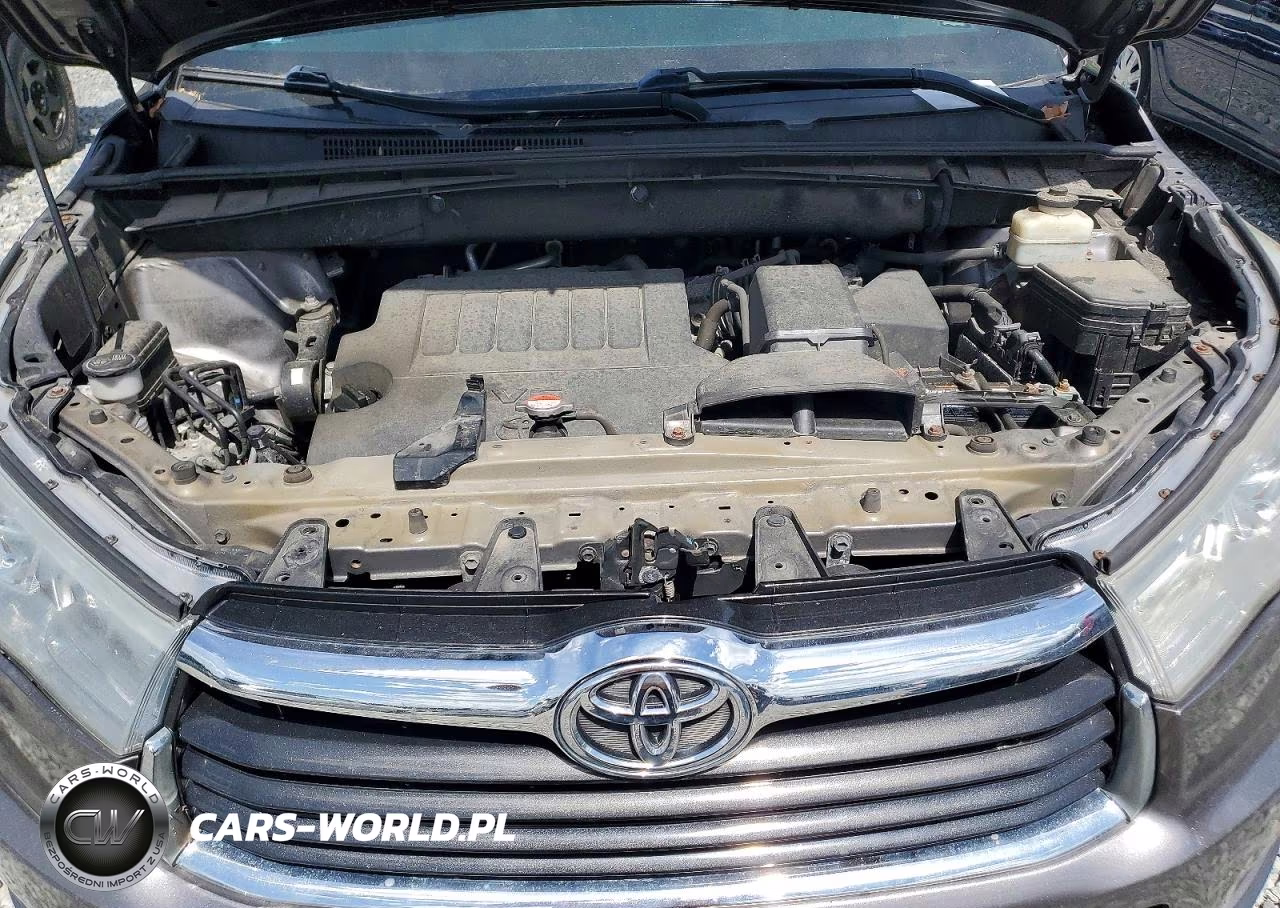 2016 Toyota Highlander Le VIN:5TDBKRFH3GS271405 - 12