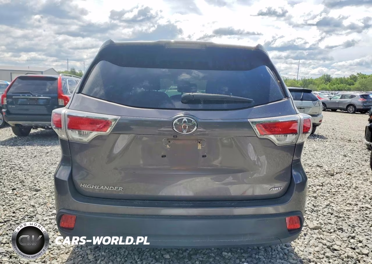 2016 Toyota Highlander Le VIN:5TDBKRFH3GS271405 - 6