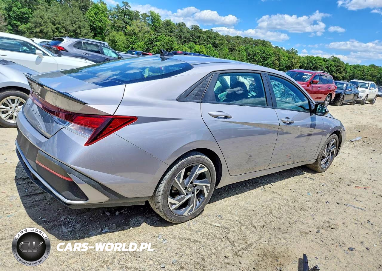 2025 Hyundai Elantra Sel Sport VIN:KMHLM4DG8SU939047 - 3