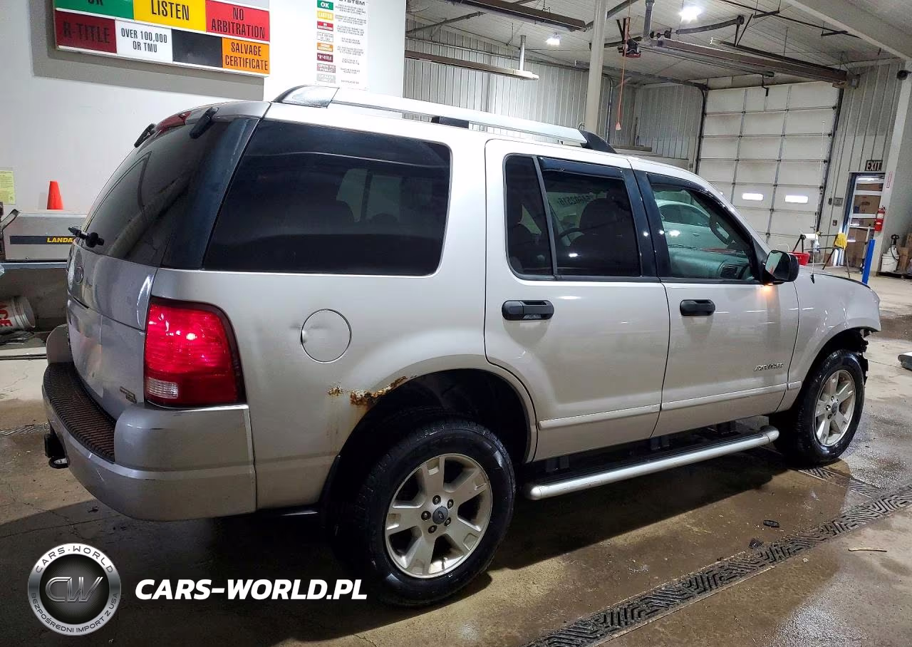 2005 Ford Explorer Xlt VIN:1FMZU73KX5UA75785 - 3