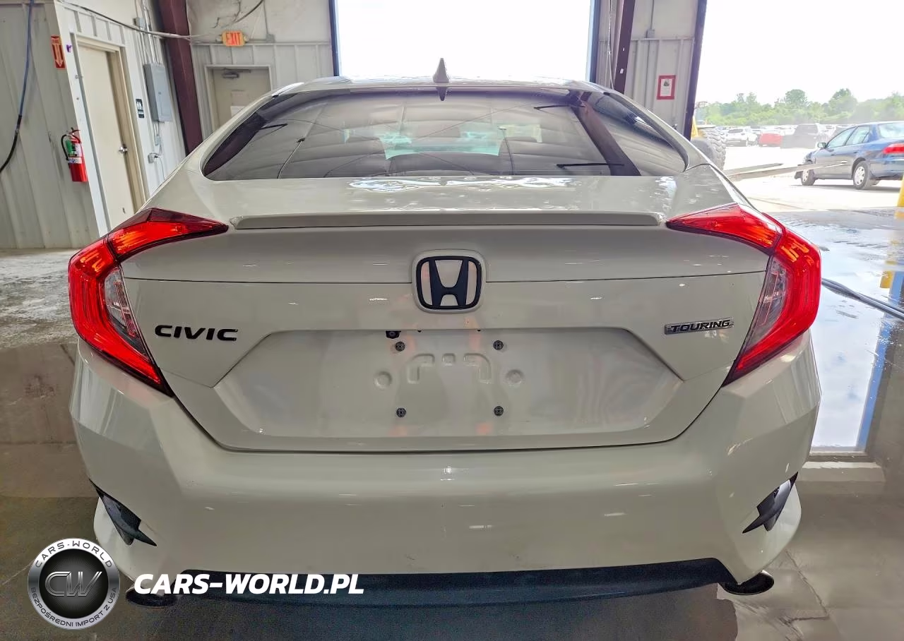 2017 Honda Civic Touring VIN:19XFC1F9XHE014049 - 6