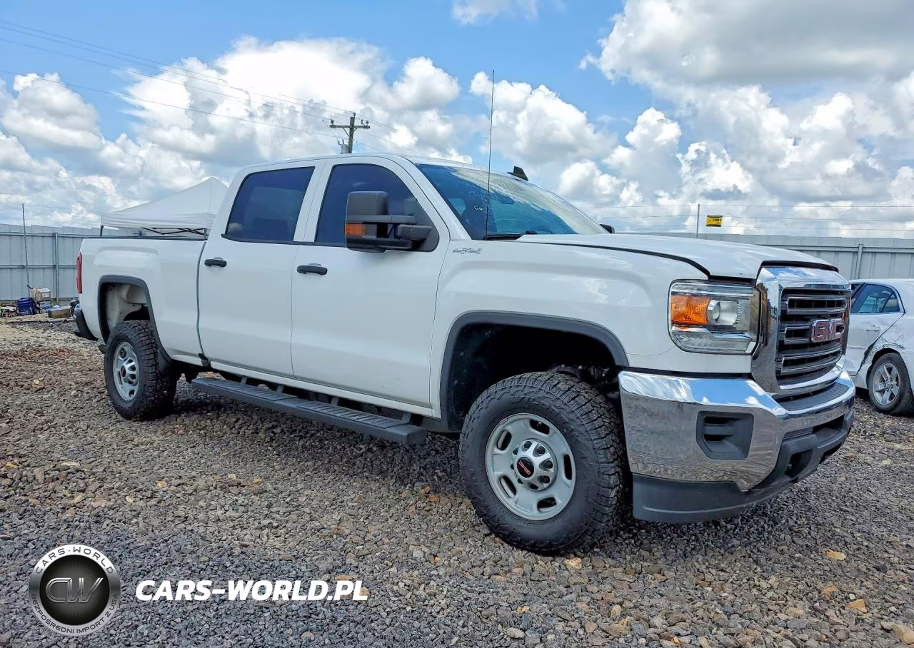 2018 GMC Sierra K2500 Heavy Duty VIN:1GT12REG1JF178104 - 4