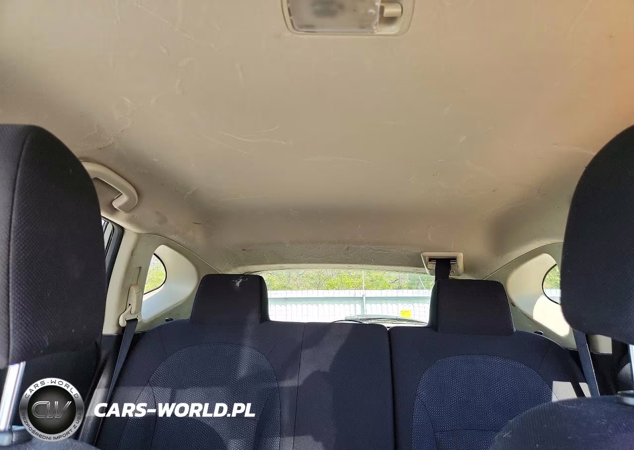 2015 Nissan Rogue Select S VIN:JN8AS5MV6FW765533 - 10