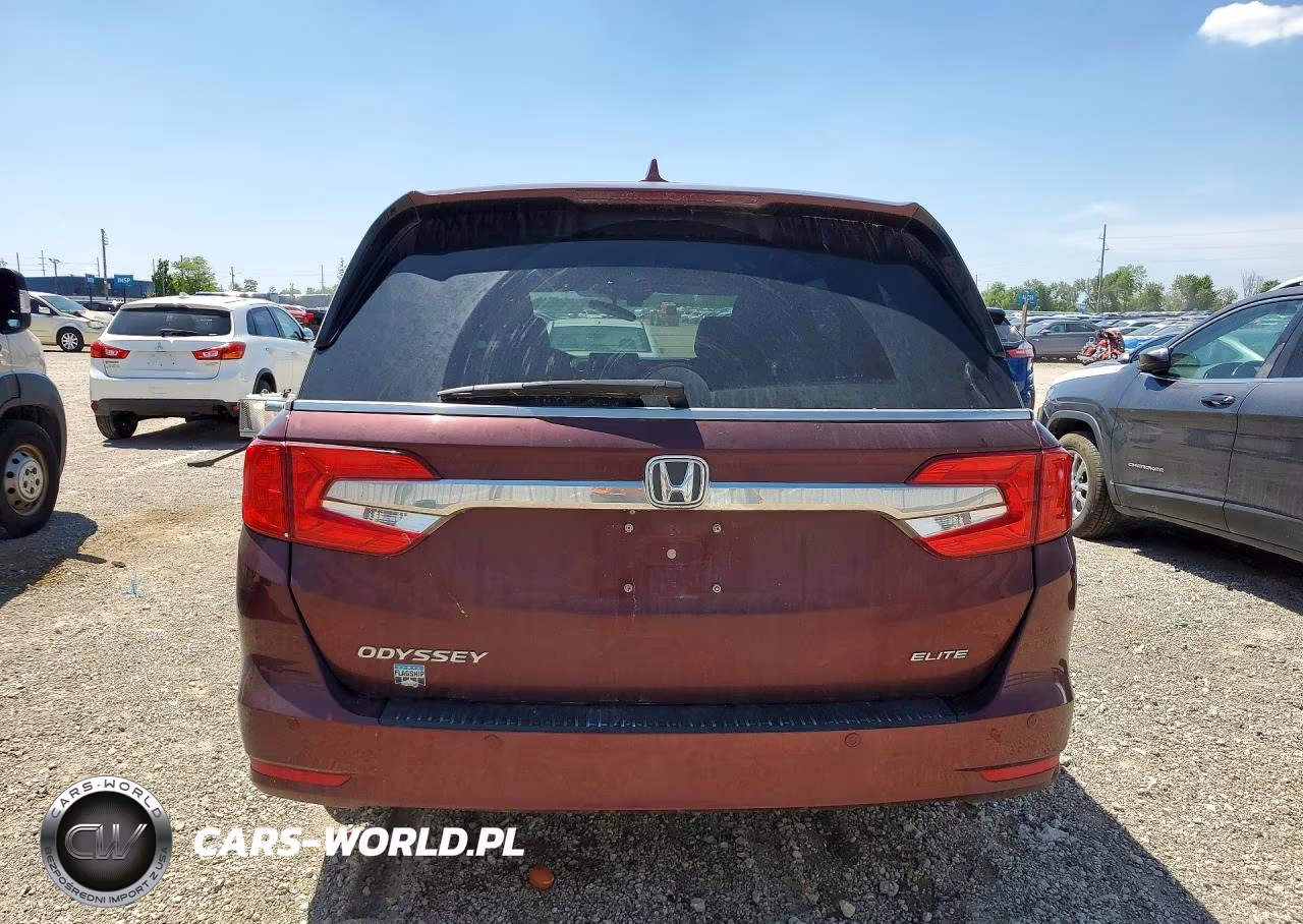 2018 Honda Odyssey Elite VIN:5FNRL6H93JB049717 - 6