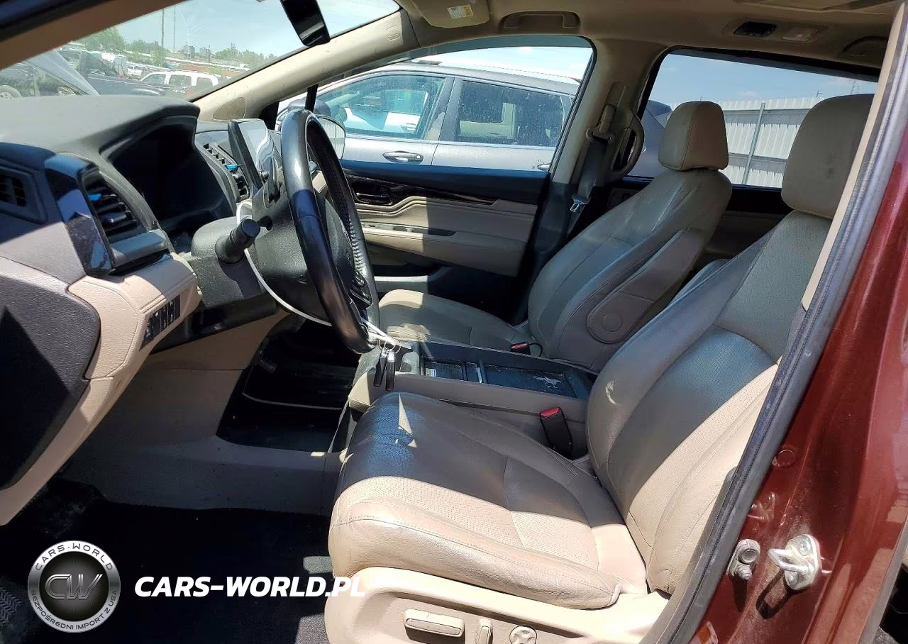 2018 Honda Odyssey Elite VIN:5FNRL6H93JB049717 - 7