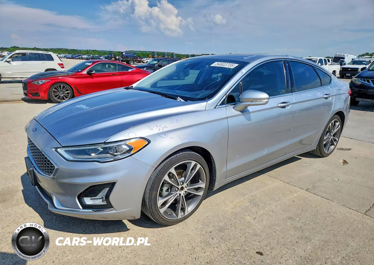 2020 Ford Fusion Titanium – zdjęcie 1 z 12