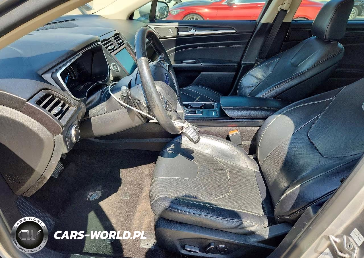 2020 Ford Fusion Titanium VIN:3FA6P0K92LR116506 - 7