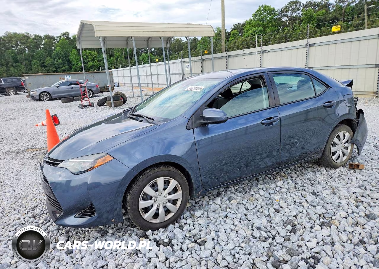 2018 Toyota Corolla Le – zdjęcie 1 z 12