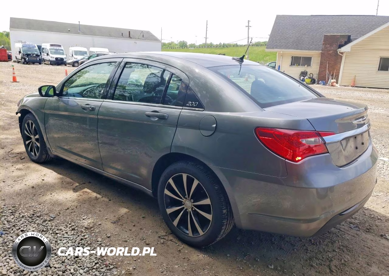 2011 Chrysler 200 S VIN:1C3BC8FGXBN577471 - 2