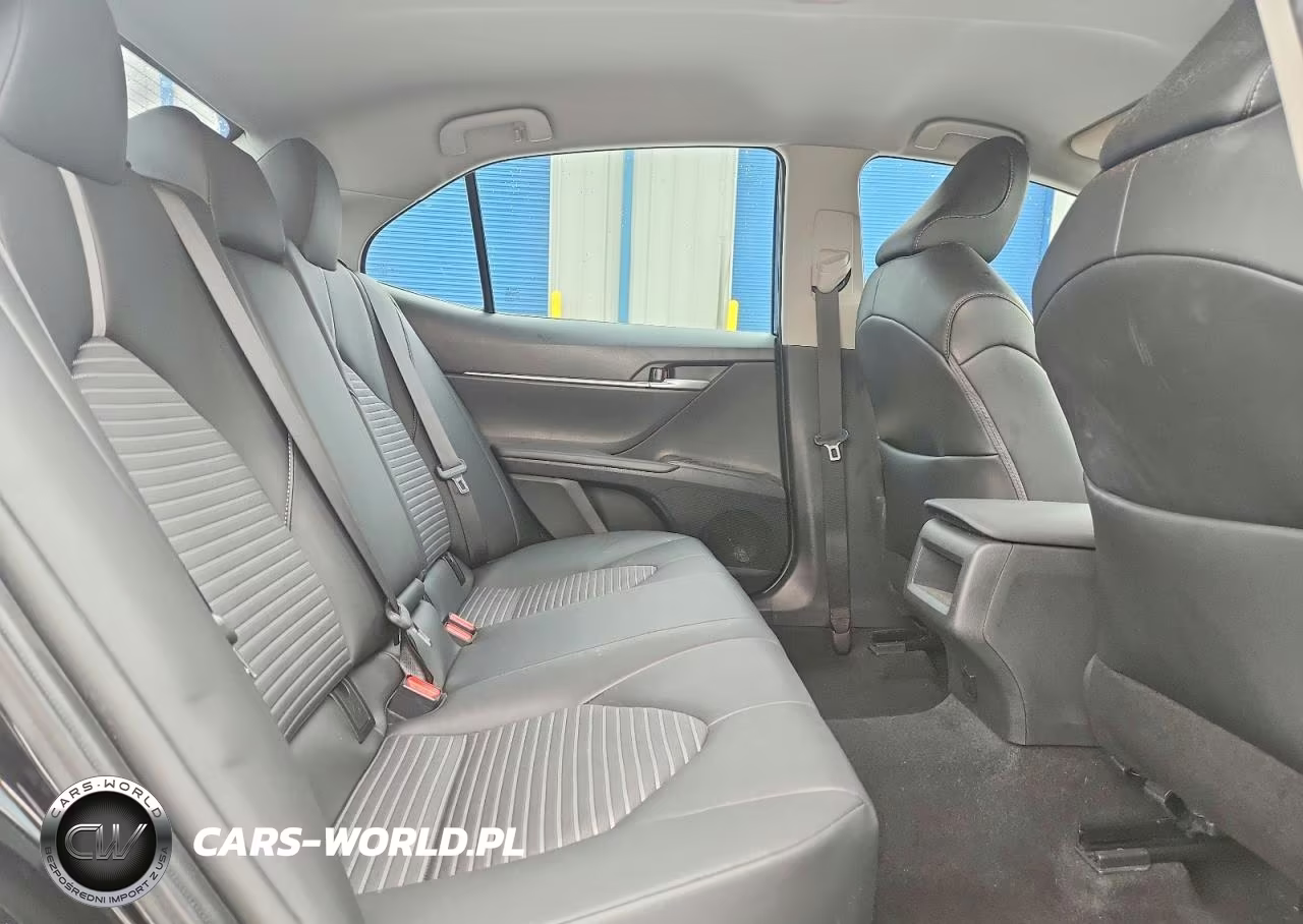 2024 Toyota Camry Se VIN:4T1G11AKXRU843948 - 10