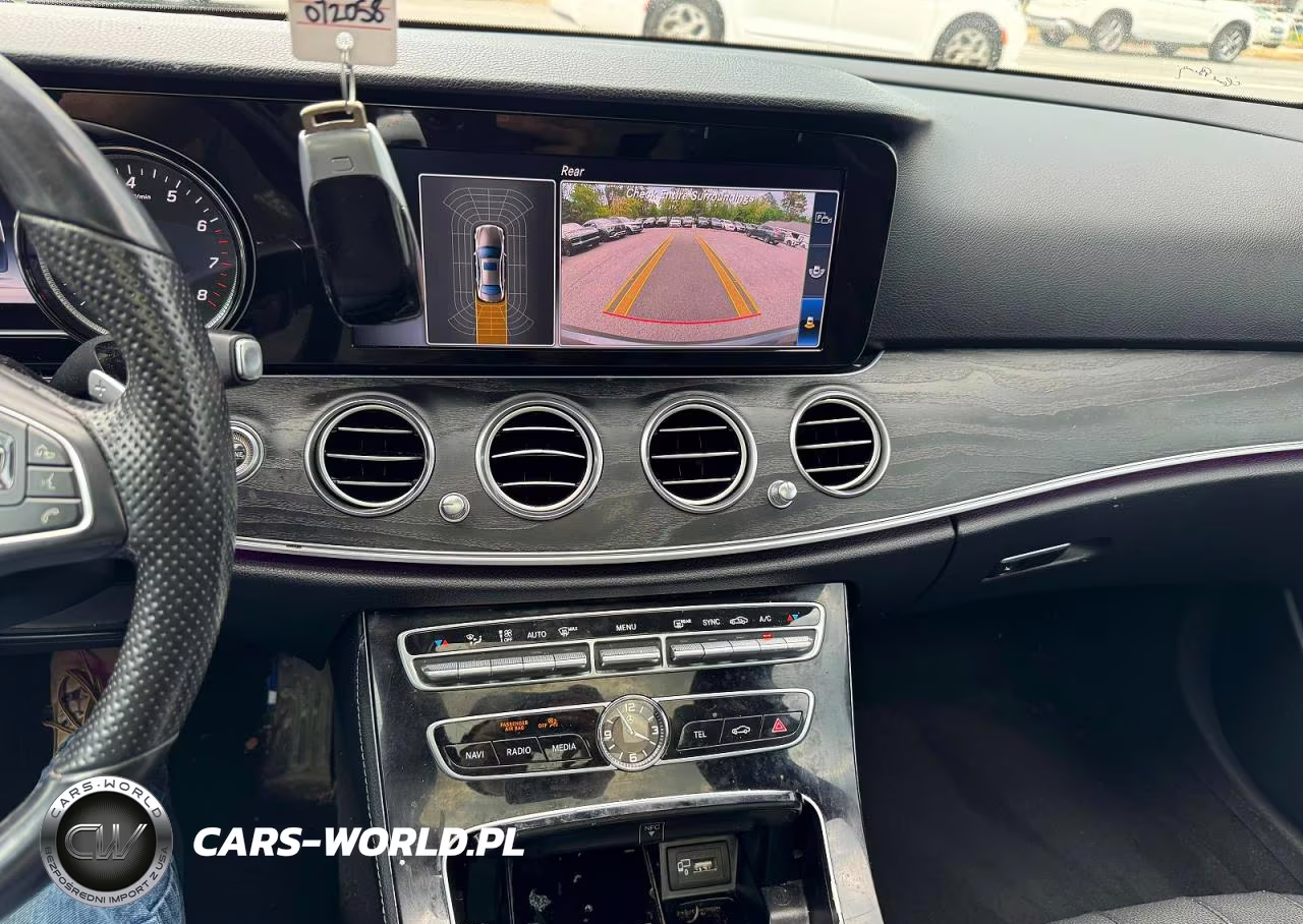 2017 Mercedes-Benz E 300 4Matic VIN:WDDZF4KB5HA072058 - 10