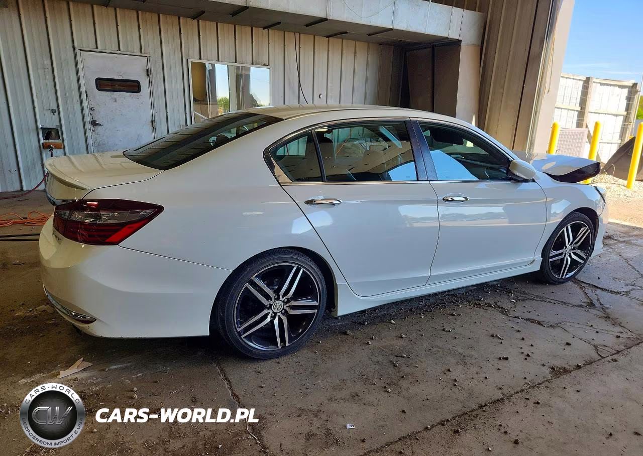 2016 Honda Accord Sport VIN:1HGCR2F50GA126401 - 3