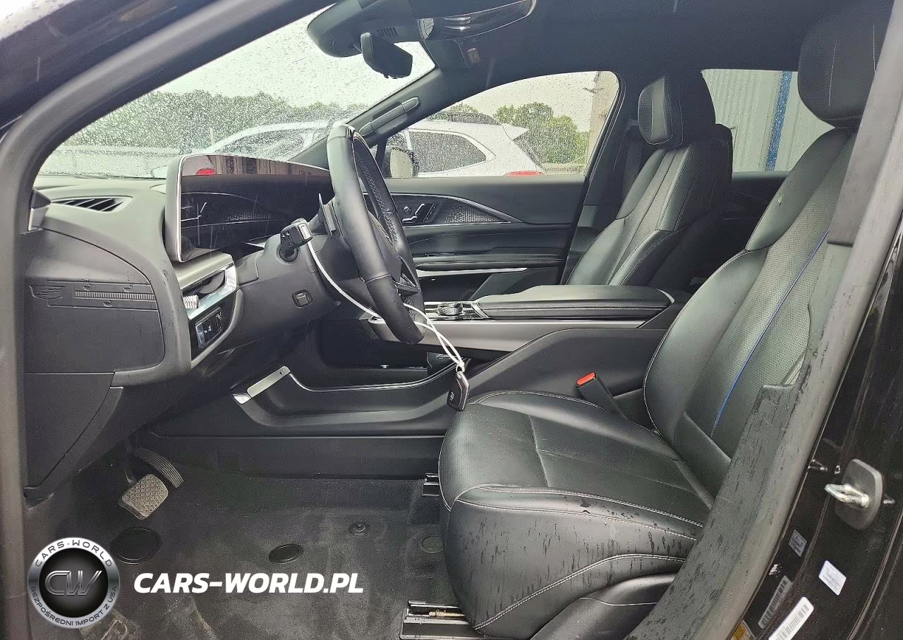 2023 Cadillac Lyriq Luxury VIN:1GYKPMRK4PZ002768 - 7