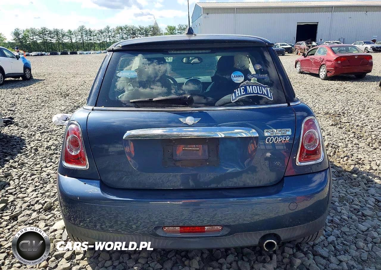 2011 Mini Cooper VIN:WMWSU3C5XBT097728 - 6