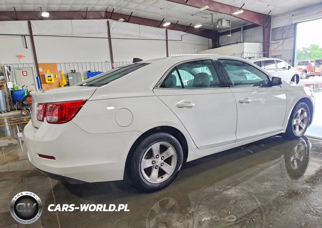 2014 Chevrolet Malibu Ls VIN:1G11B5SL8EF142208 - 3