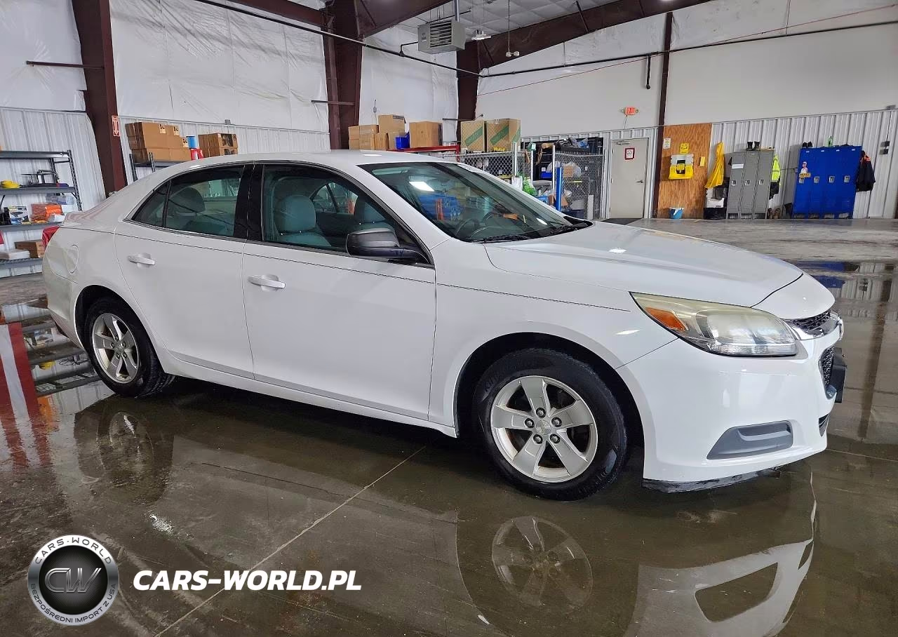 2014 Chevrolet Malibu Ls VIN:1G11B5SL8EF142208 - 4