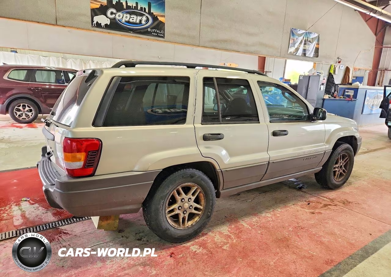 2004 Jeep Grand Cherokee Laredo VIN:1J4GW48S44C125012 - 3