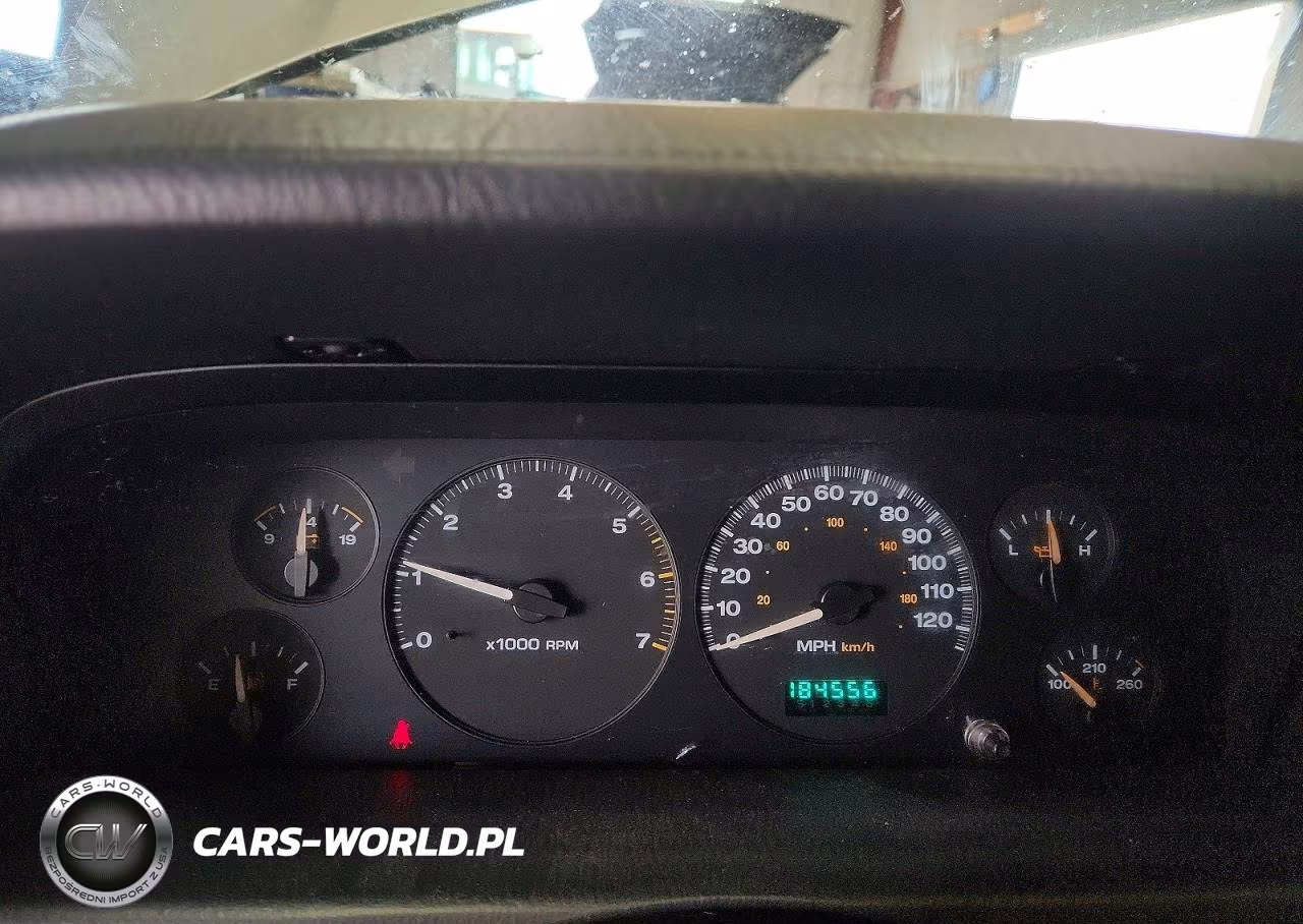 2004 Jeep Grand Cherokee Laredo VIN:1J4GW48S44C125012 - 9