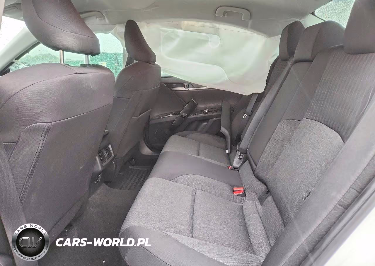 2025 Toyota Camry Le VIN:4T1DAACK5SU649348 - 10