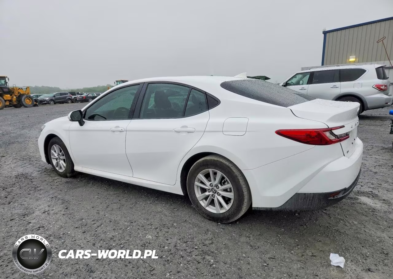 2025 Toyota Camry Le VIN:4T1DAACK5SU649348 - 2