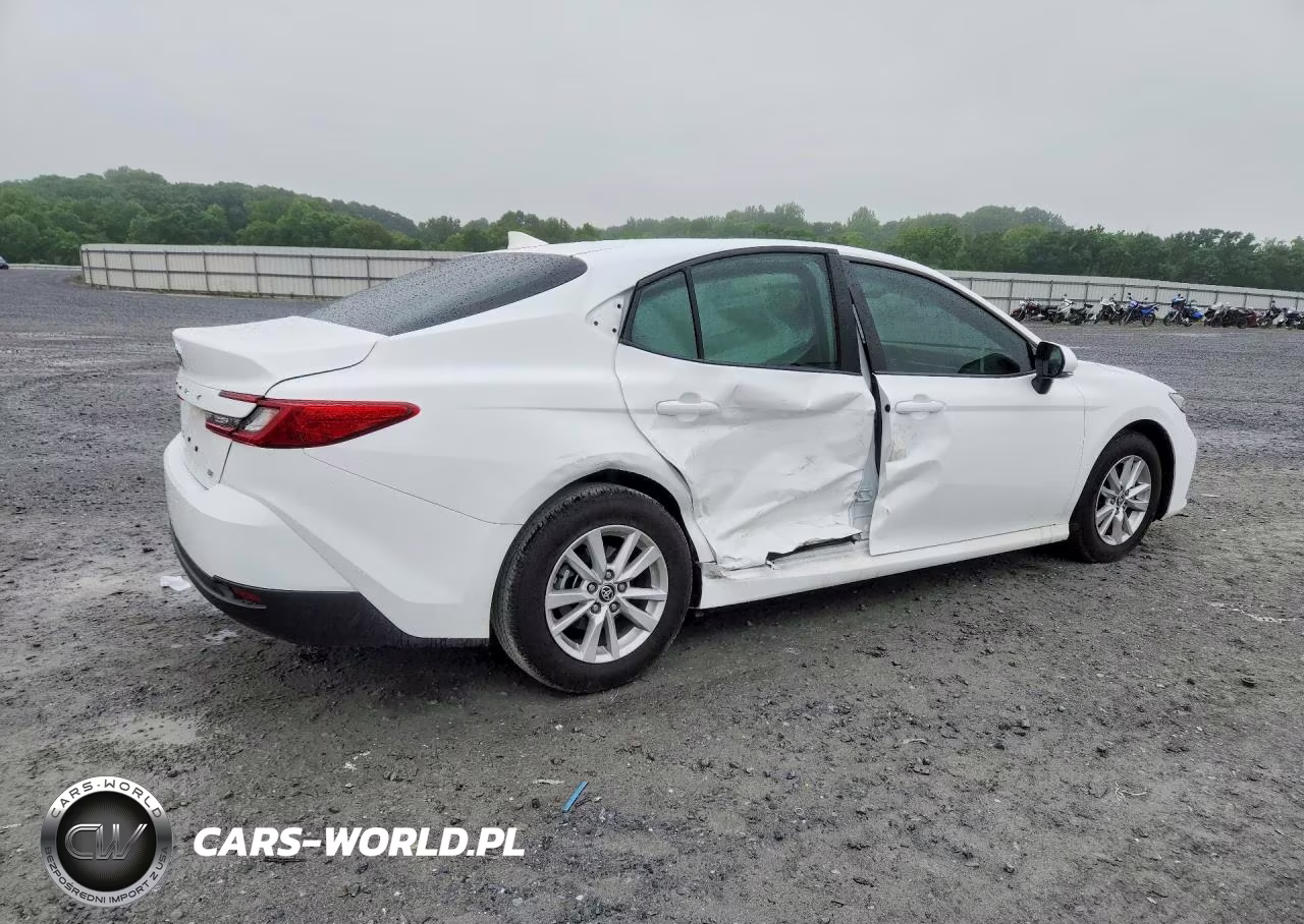 2025 Toyota Camry Le VIN:4T1DAACK5SU649348 - 3